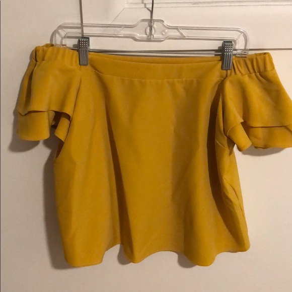 Off the shoulder F21 blouse - Picture 1 of 2